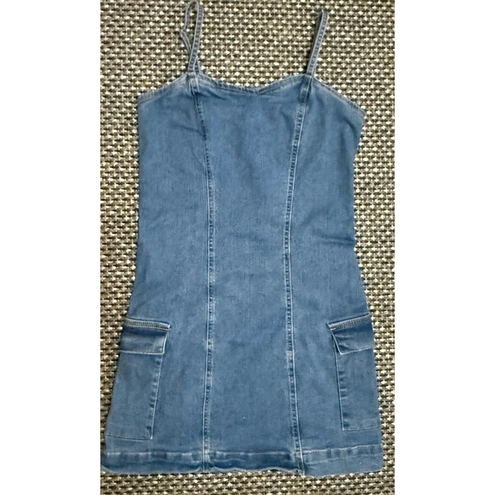 Celebrity Pink Smocked Back Denim Cargo Mini Dress Pockets Sz Small